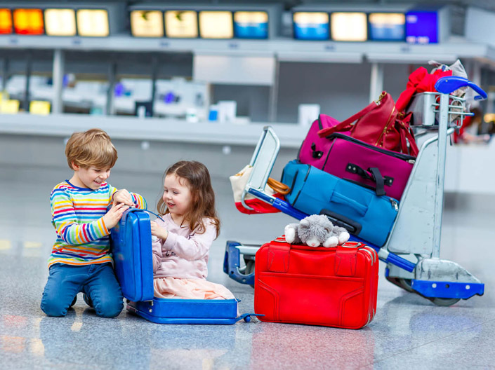 Check Delta Airlines Child Travelling Alone Policies